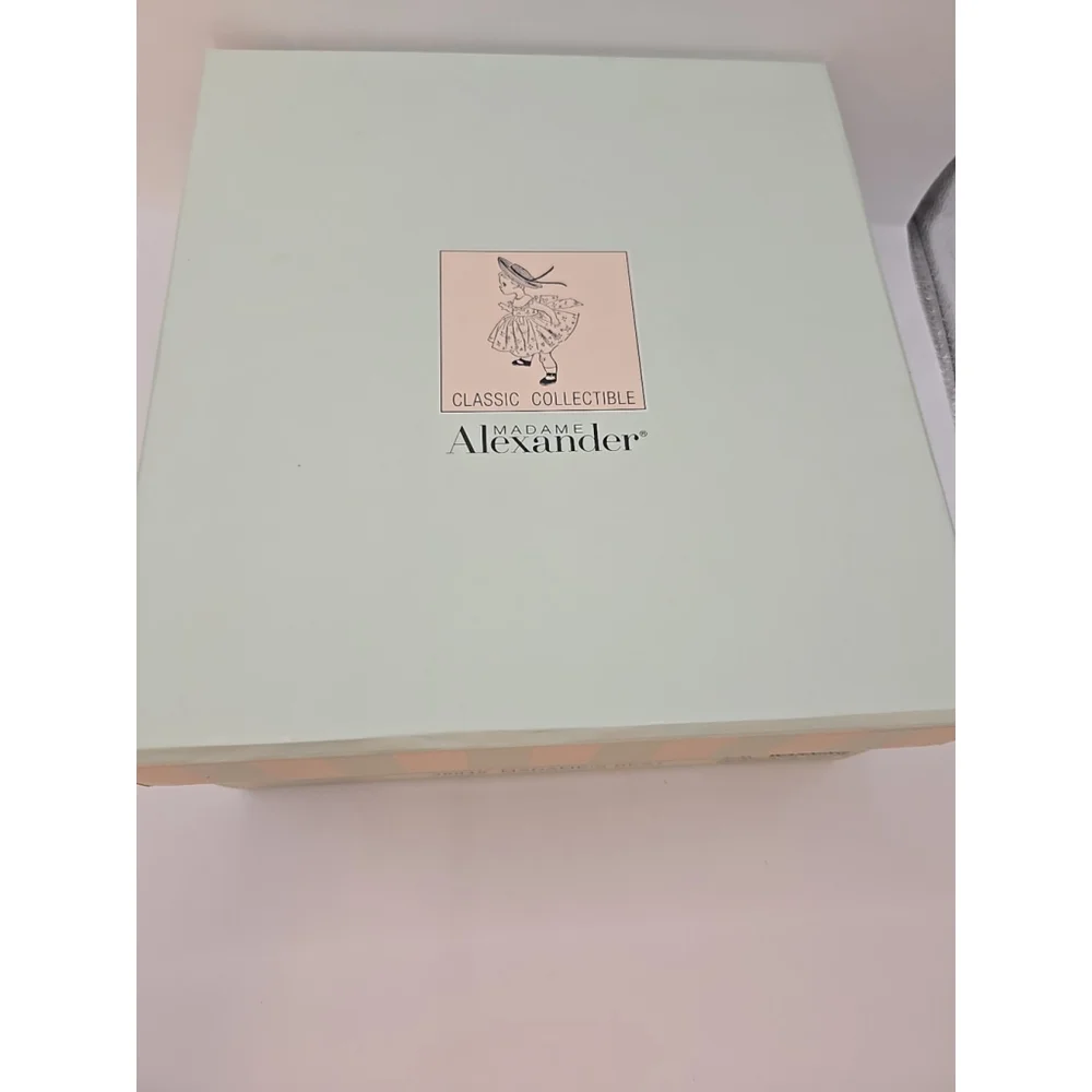 NIB Retired Madame Alexander MADAME'S BEST 38045 from 2004 LE Hard Collector Box